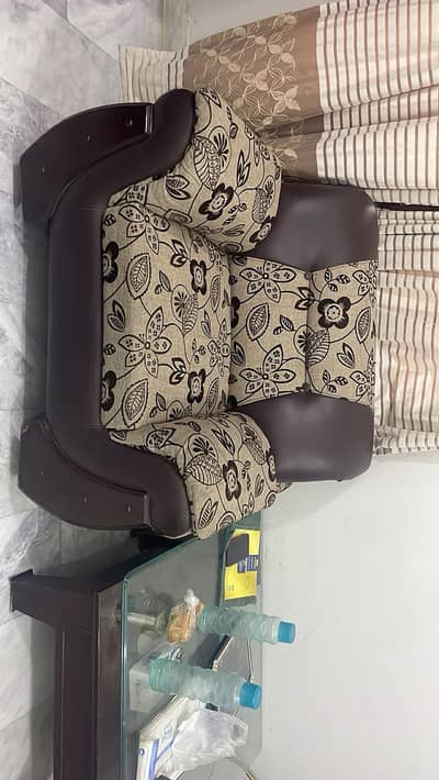 7 seater sofa for sell condition good