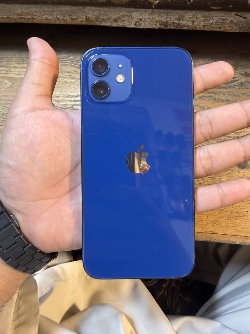 IPhone 12 0