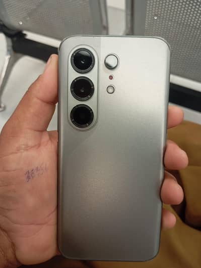camon 50 pro 8/256