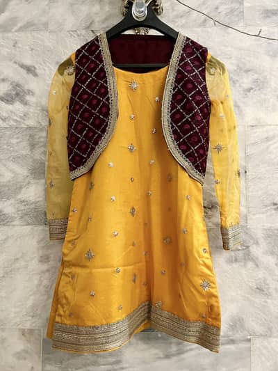Ladies Clothes/ladies suits/engagement dresses/formale ladies dress
