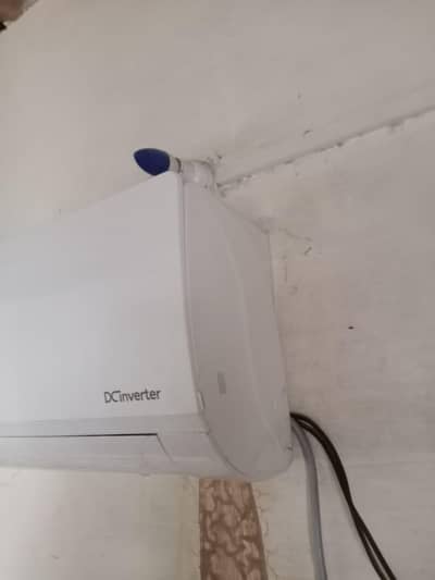 Haier Ac Dc Invitor 1.5 ten for sale 0347=6381=757