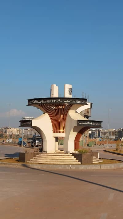 8 Marla commercial plot available on installments at best location in Dha Islamabad