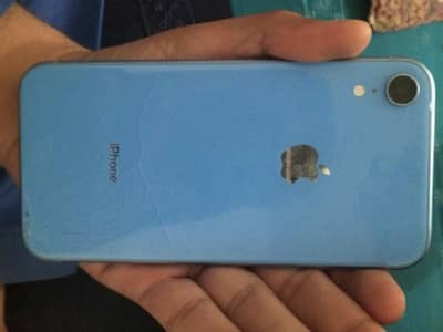 iPhone XR 64gb non pta  back halka SA crack 100genuan condition me 75b