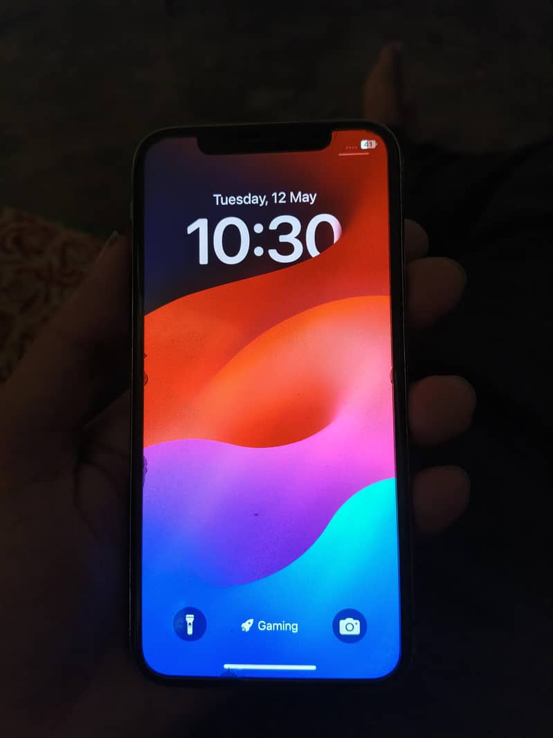 iphone xs 2