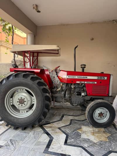 Tractor MF-385