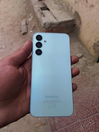 sumsung A25 5g  sim time use