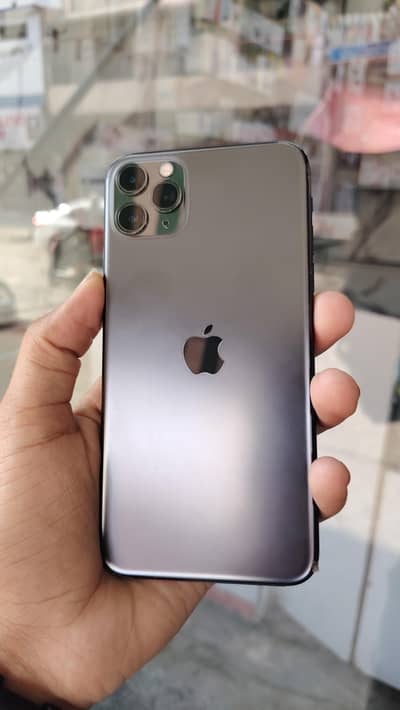 iphone 11 pro maxs  256 GB