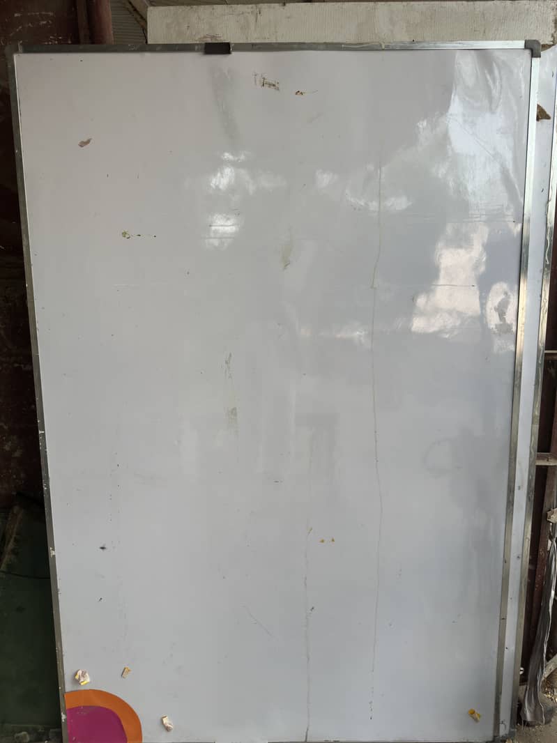 White board 0