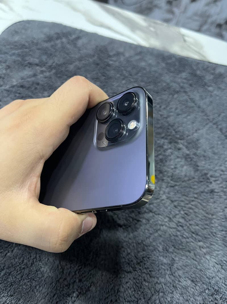iPhone 13 pro max 0