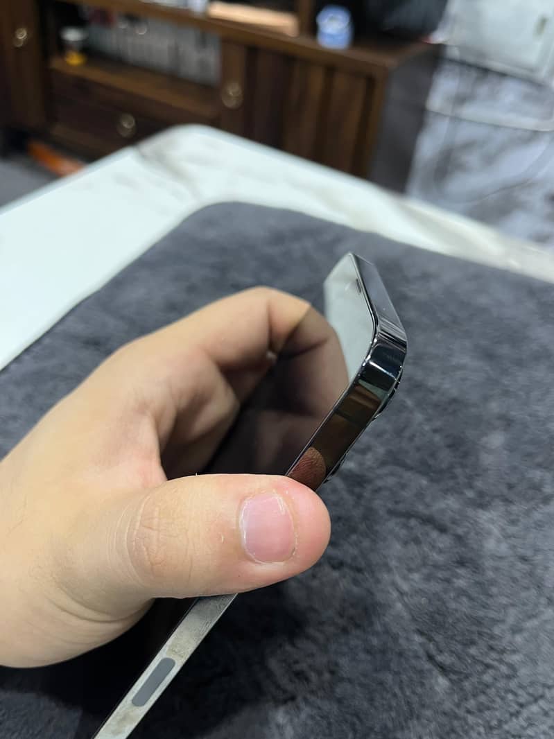iPhone 13 pro max 7