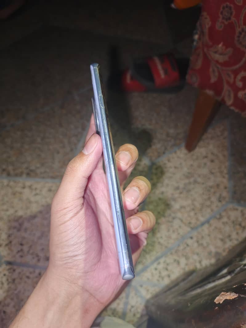 Tecno camon 30S 3