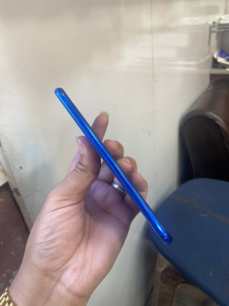 Huawei nova 3i 4