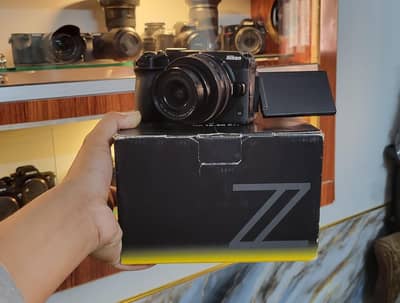 Nikon Z30 (Complete box) 10/10