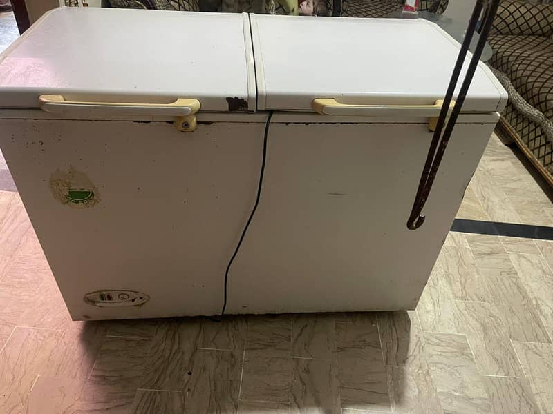 Waves deep freezer 1