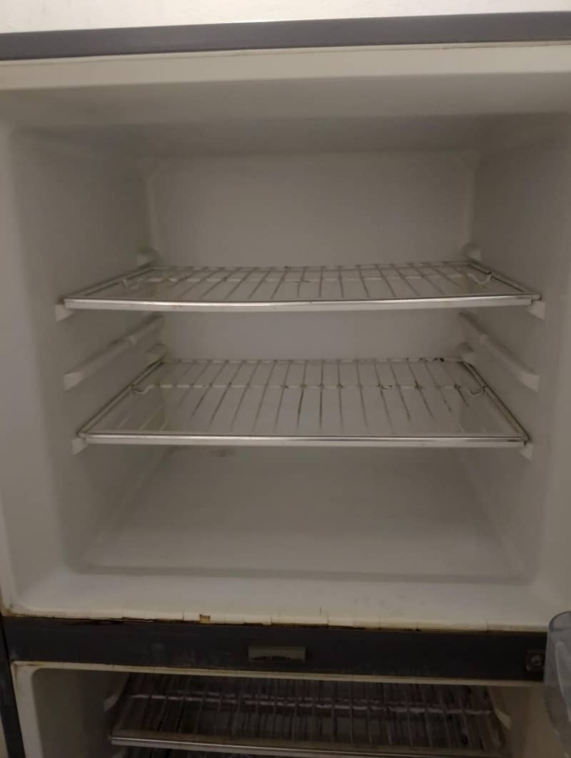 refrigerator 4
