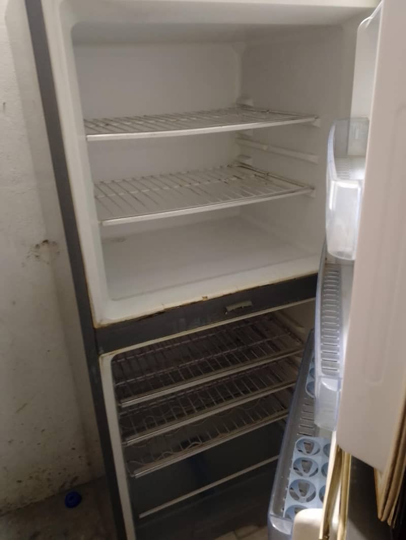 refrigerator 6