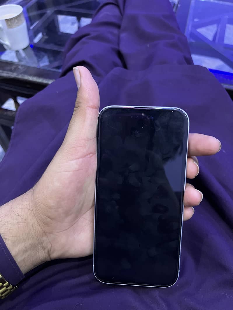 iPhone 15 2
