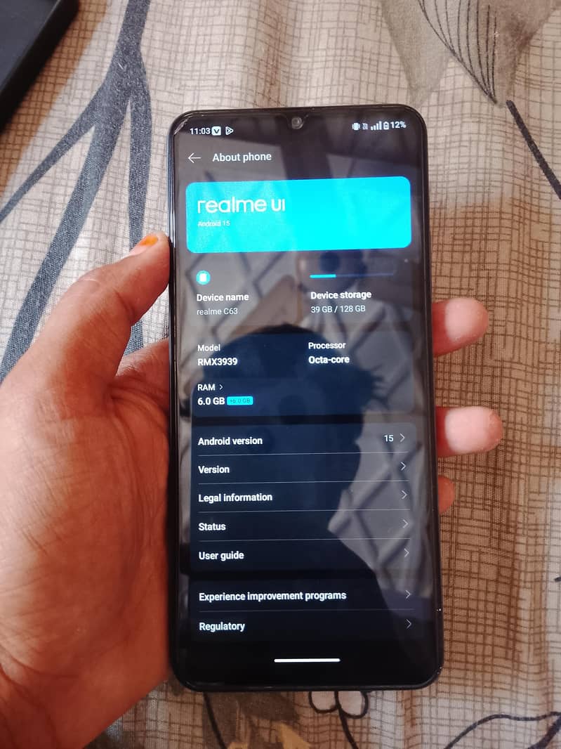 Realme C63 1