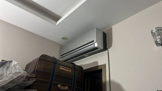 split ac 1.5 ton slightly  used. .  juxt services need