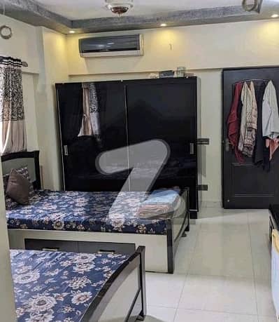 Prime Location 2100 Square Feet Flat In PECHS Block 2 For sale At Good Location