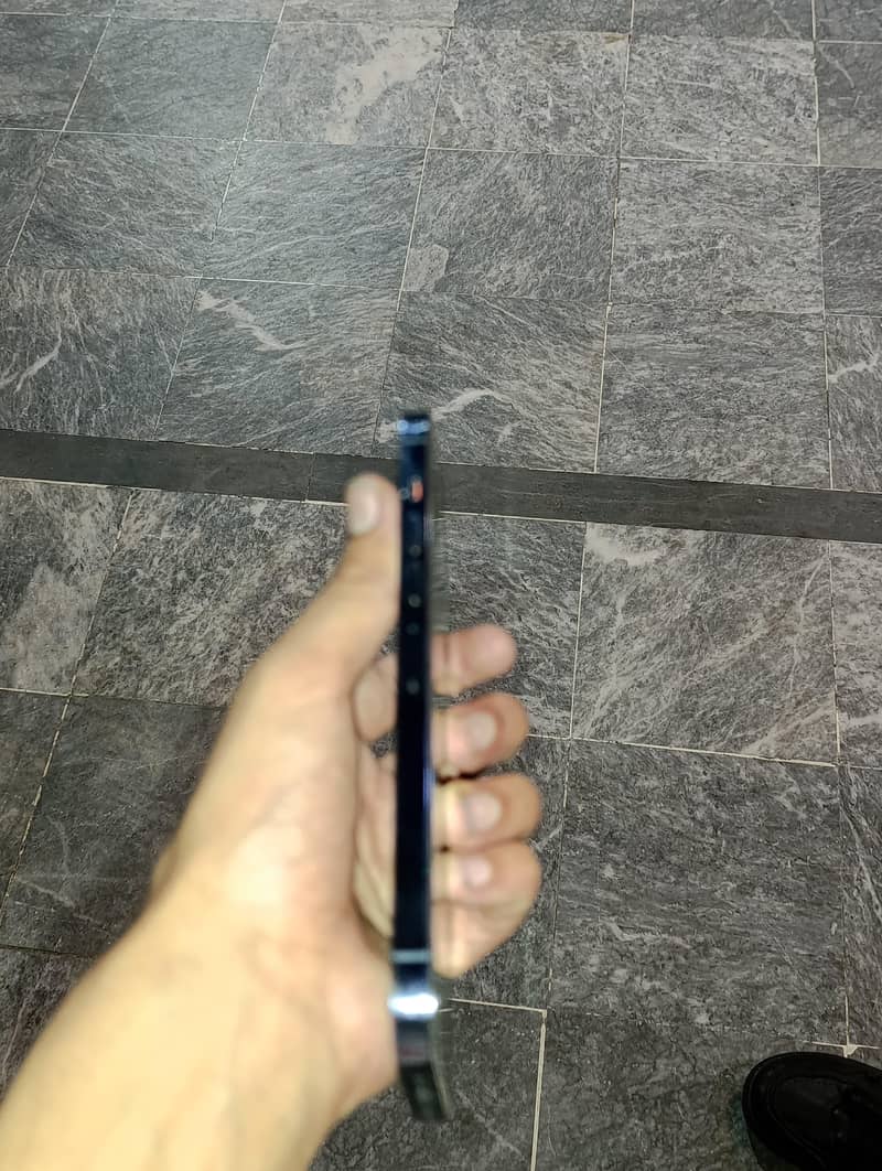 iphone 13 pro max 4