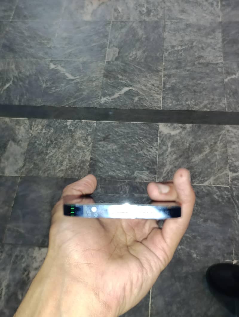 iphone 13 pro max 5