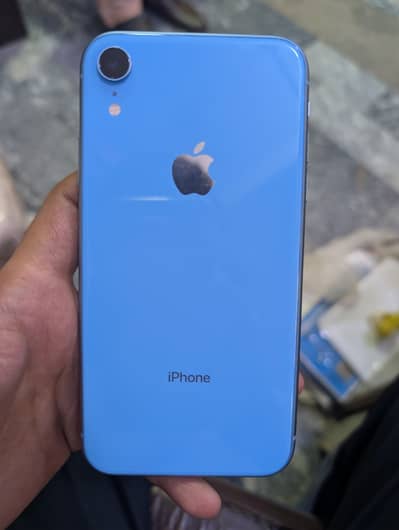 I phone xr pta 128gb
