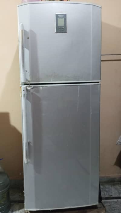 HAIER COMPANY REFRIGERATOR AVAILABLE FOR SALE GOLDEN OFFER