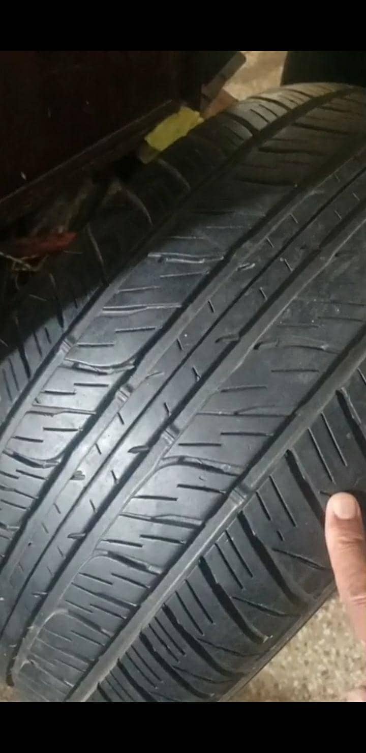 range rover tyres 1