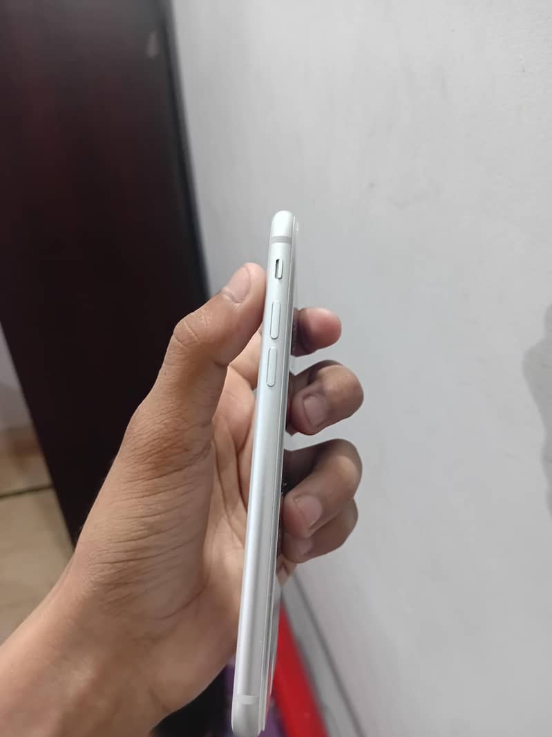 Apple iphone 8 1
