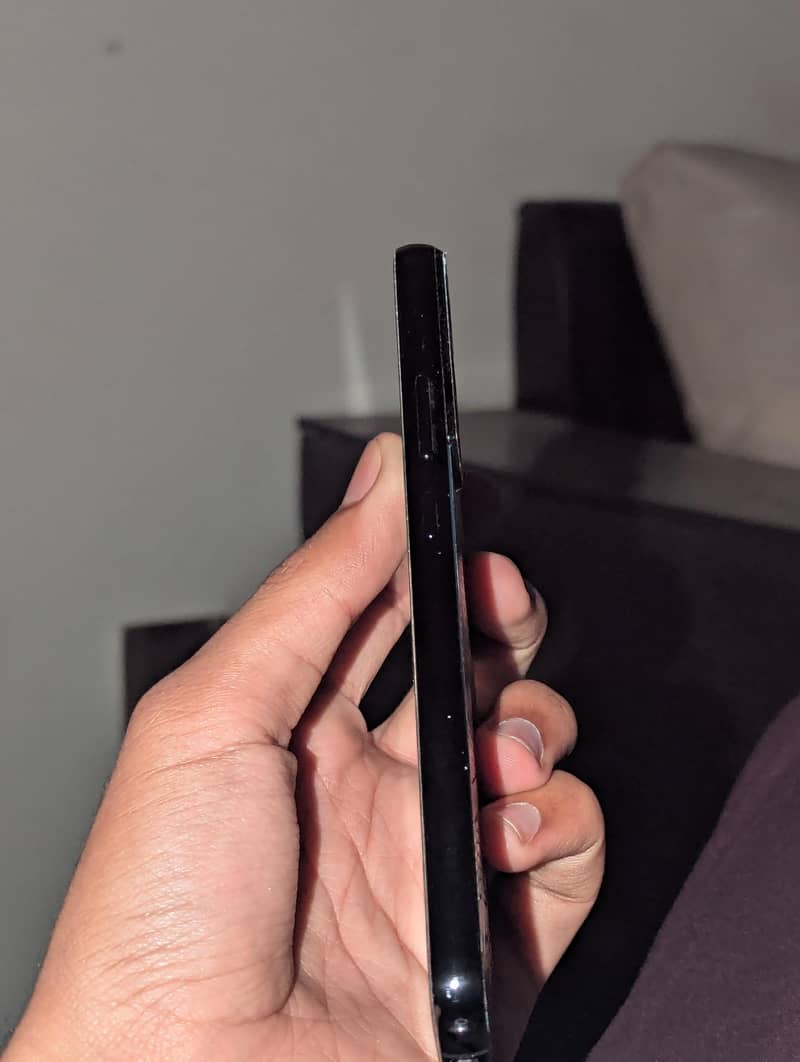 Samsung S22PLUS 3