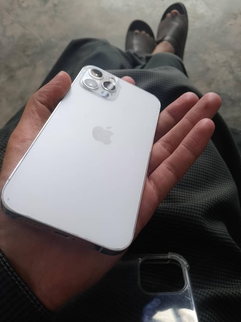 iphone 12 pro 1