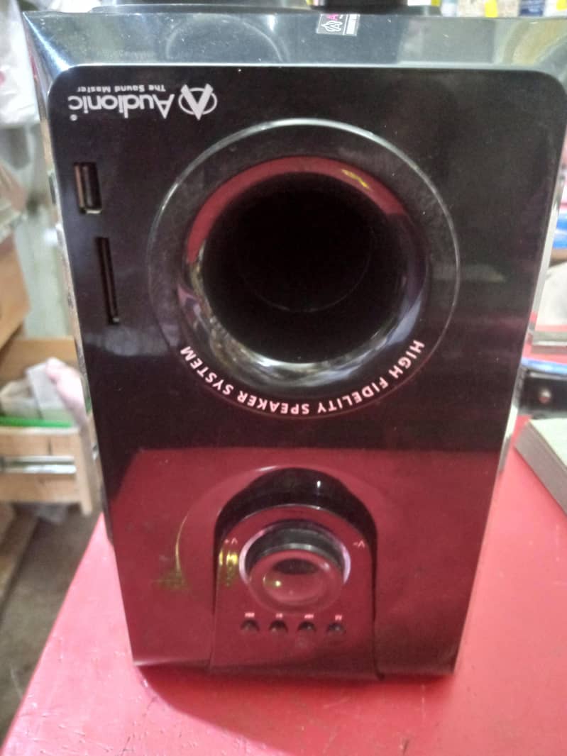 Audionic sound system 5