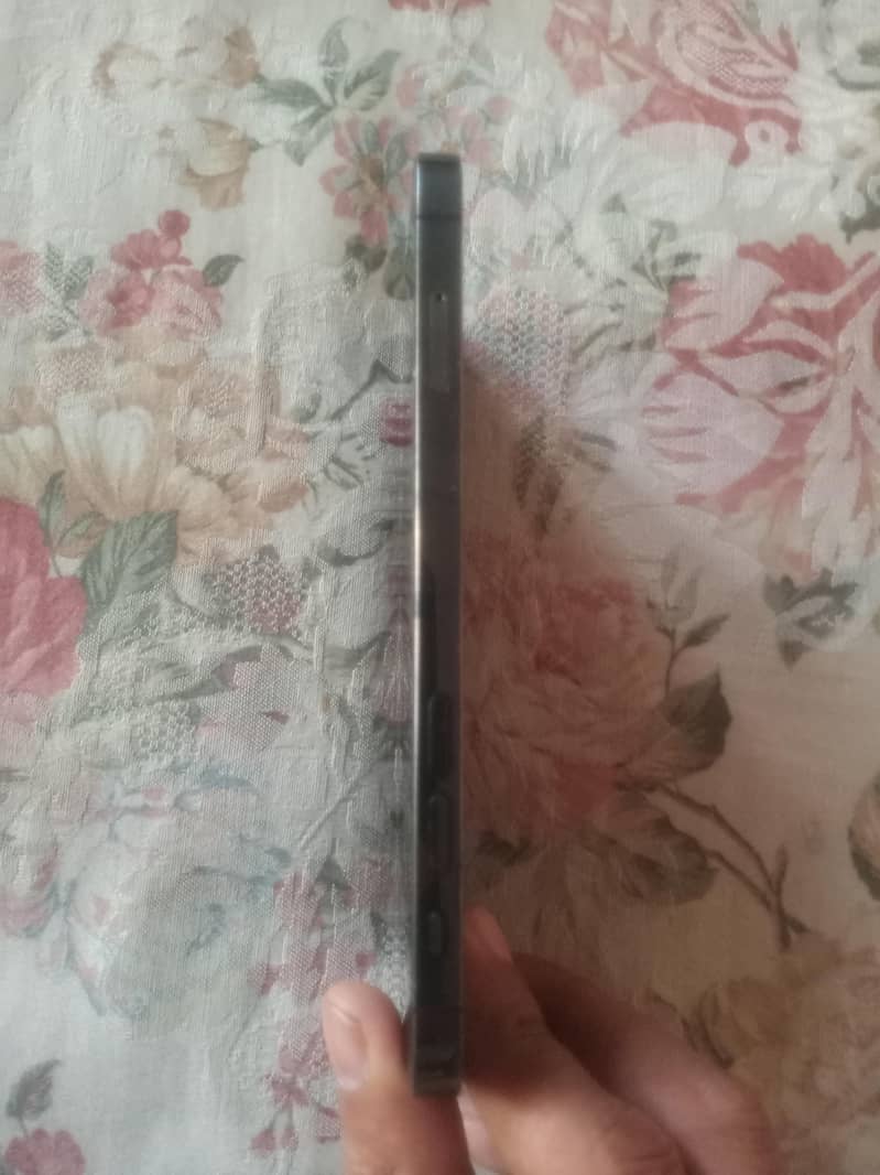 Iphone 12 pro 4
