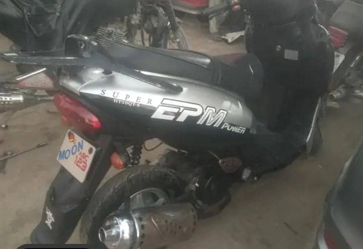 scooty 2