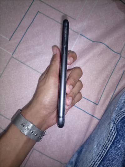iPhone 11 10/10
