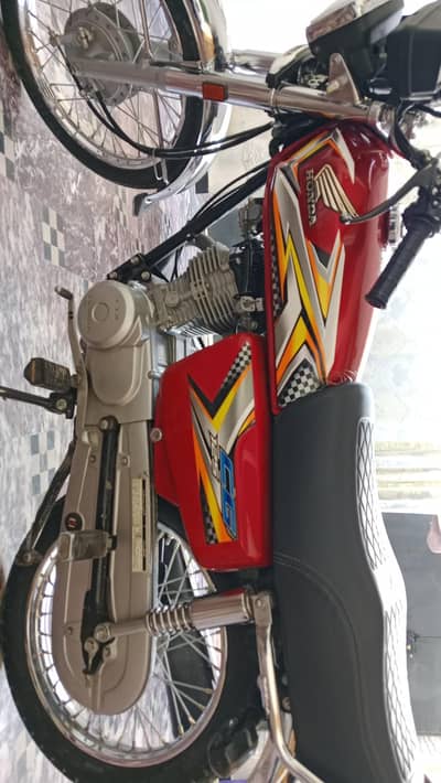 honda cg125.