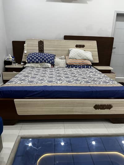 Bed set 03009218462
