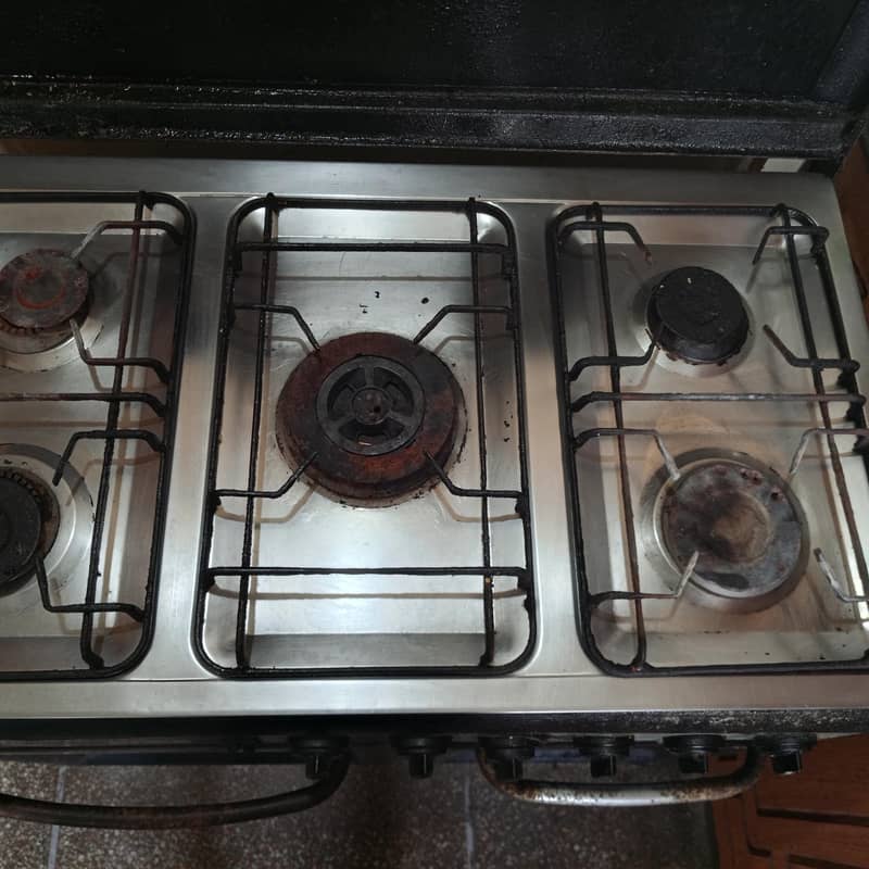 cooking range. 0