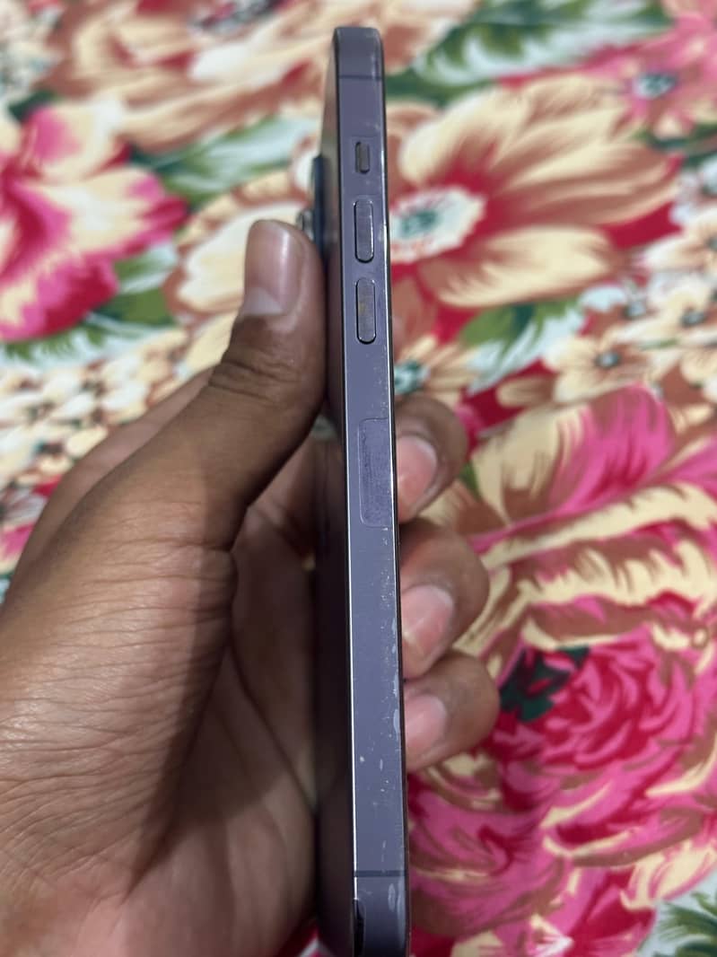 Iphone 14 pro max 3