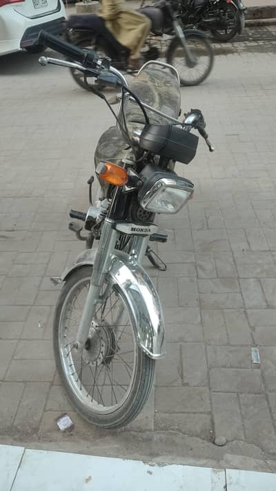 Honda CD 70 for Sale