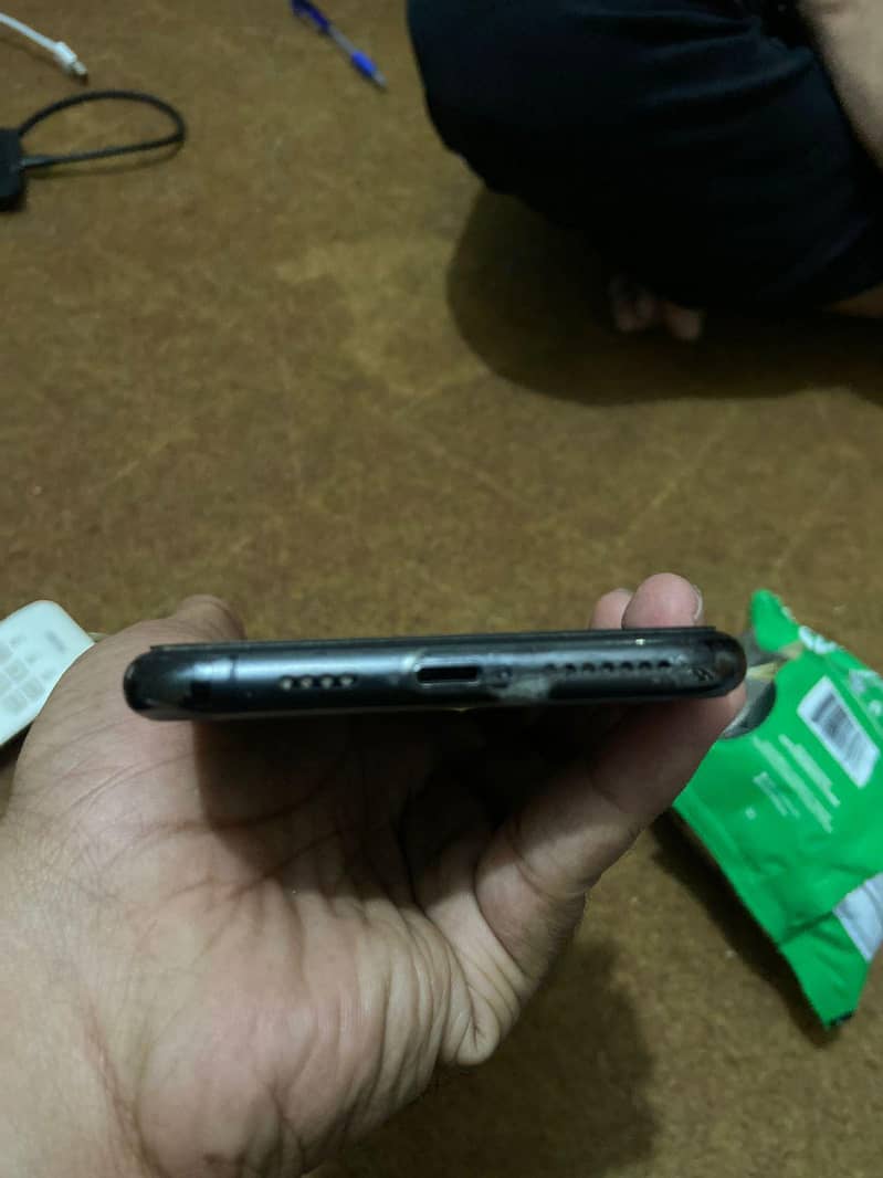 Iphone 11 pro max 2