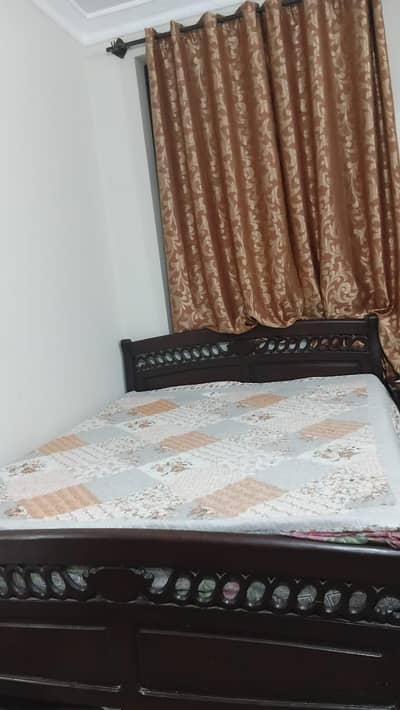 High Quality wooden Double Bed for sale in a Excellent condition