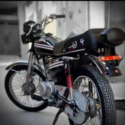 Honda 125cc 2005 model only WhatsApp 03=29=75=46=4=46