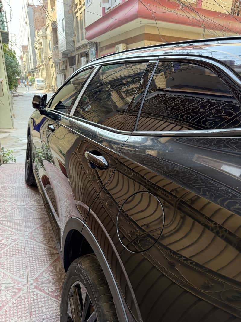 Total genuine only 5k driven scratchless 0