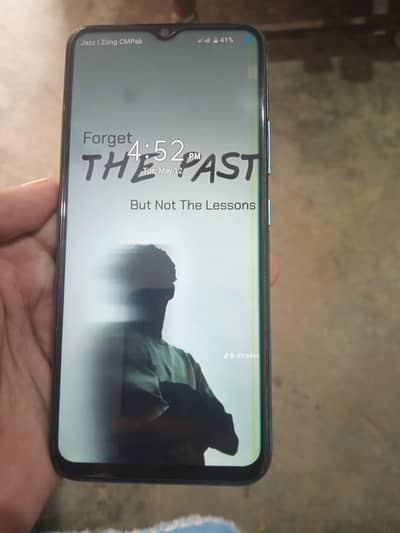Sath ma iphone 5s b ha non pta approved ha