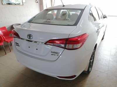 Toyota Yaris ATIV X CVT i 1.5 white 2021 model 2020 manufacturing