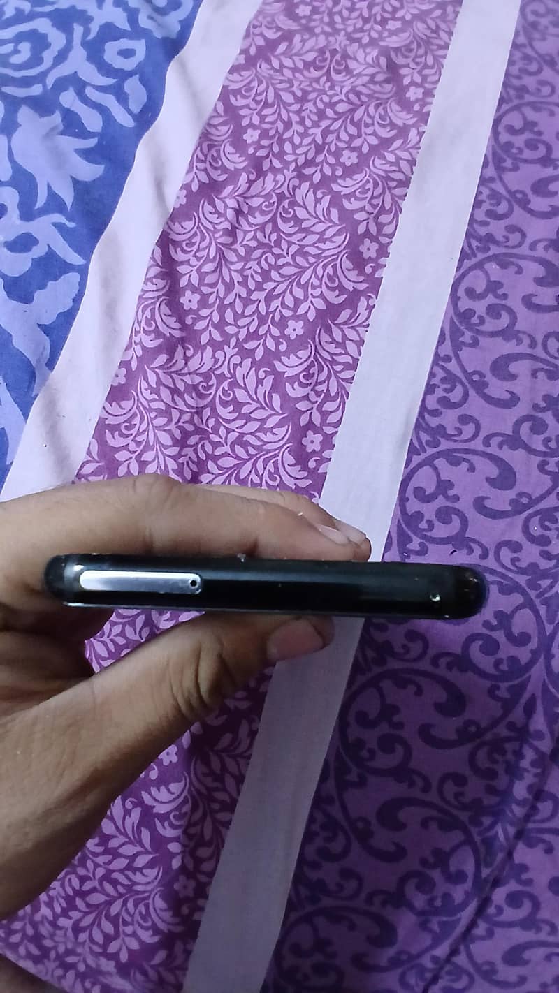 S8 PLUS 1