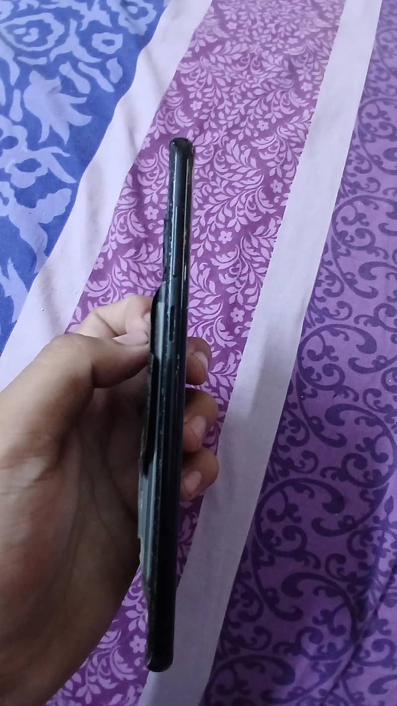 S8 PLUS 4