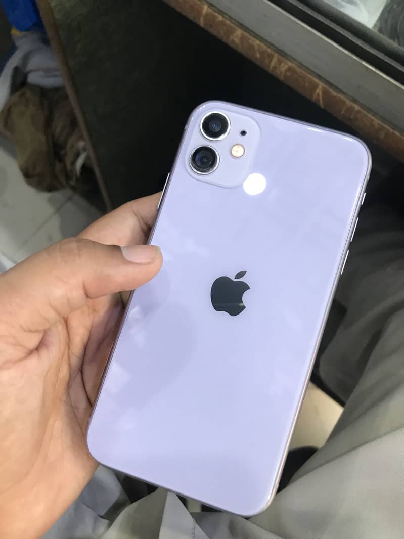 iPhone 11 2